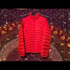 Marmot 600 down fill jacket. Color: red. Size: S